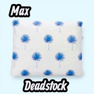 NWT ALOHA Collection MAX Mas Palmas Pouch in Cerulean.